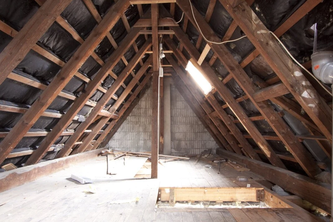 How Insulation Removal Enhances Energy Efficiency for Manor, TX Homes