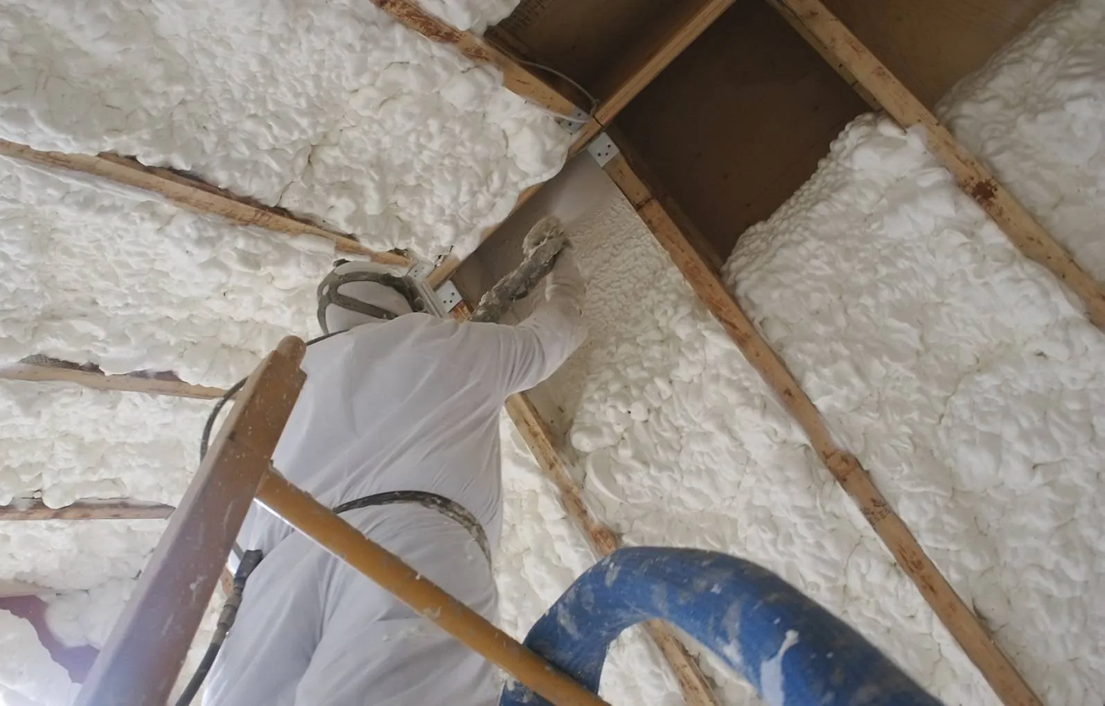 Top 5 Alternatives to Spray Foam Insulation for Homeowners