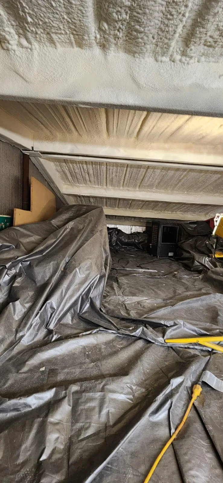 closed-cell spray foam insulation