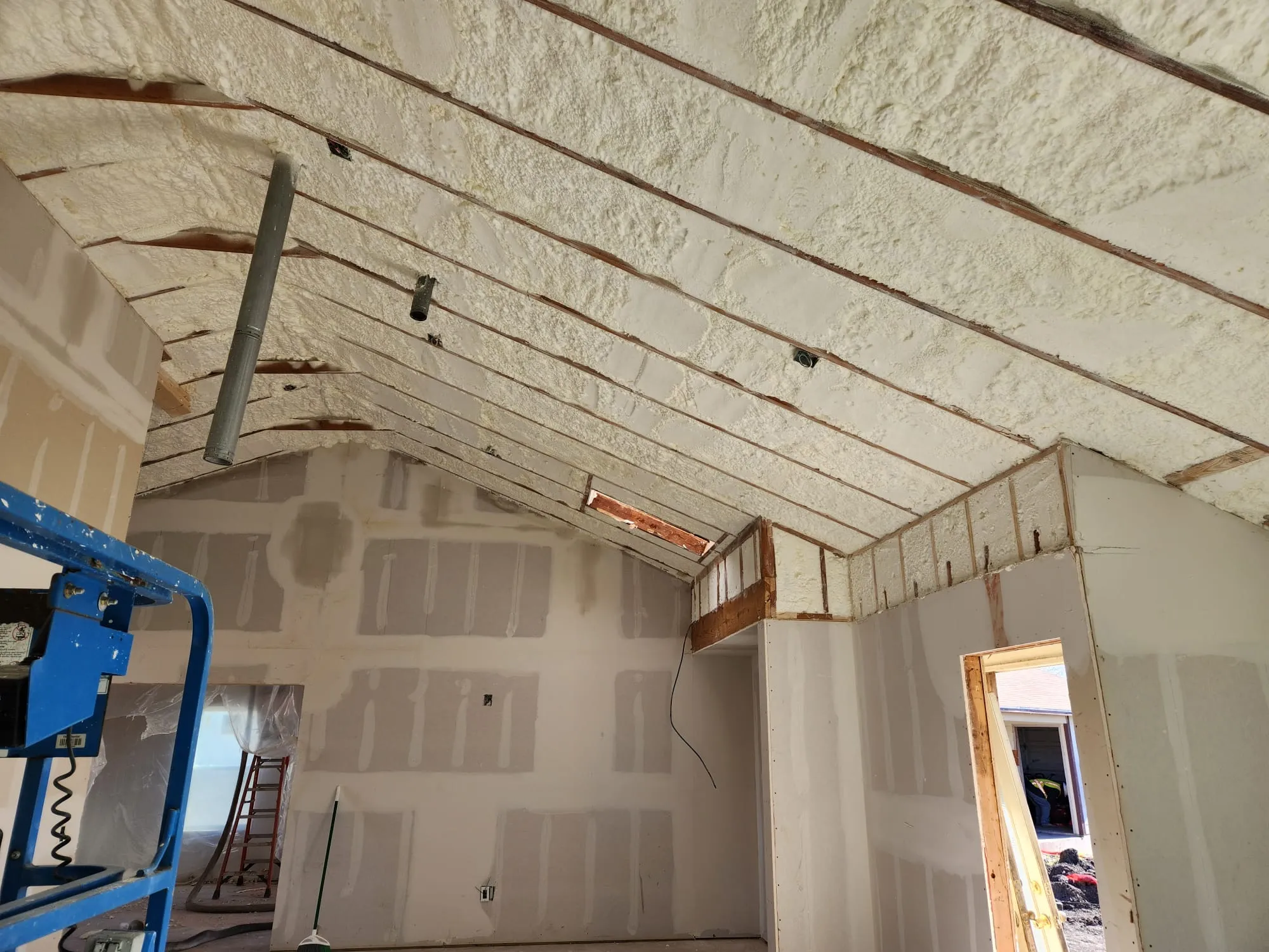 spray foam services H & R Spray Foam Insulation