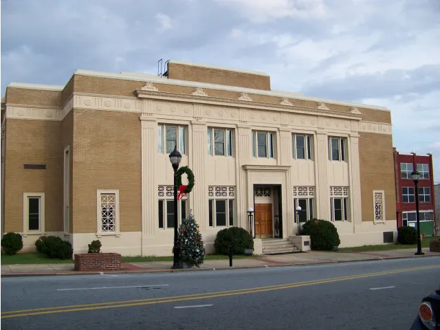 Caldwell County Courthouse,