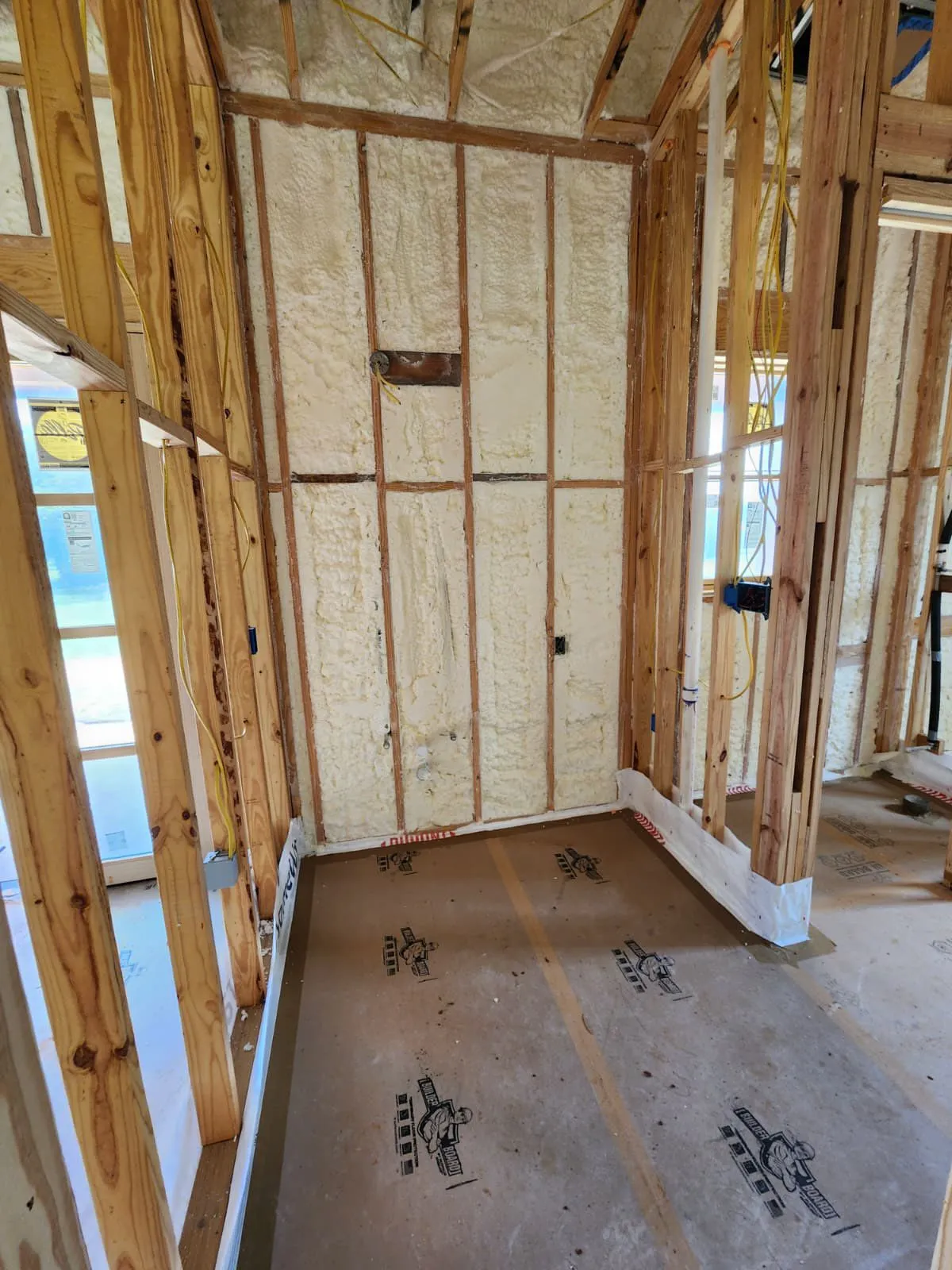 Spray Foam Insulation: Key to a Quieter Space in Seguin, TX